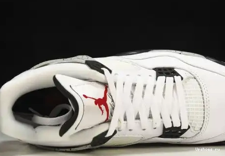   Cement Retro 840606-192 White  840606-192 4 Jordan 0420
